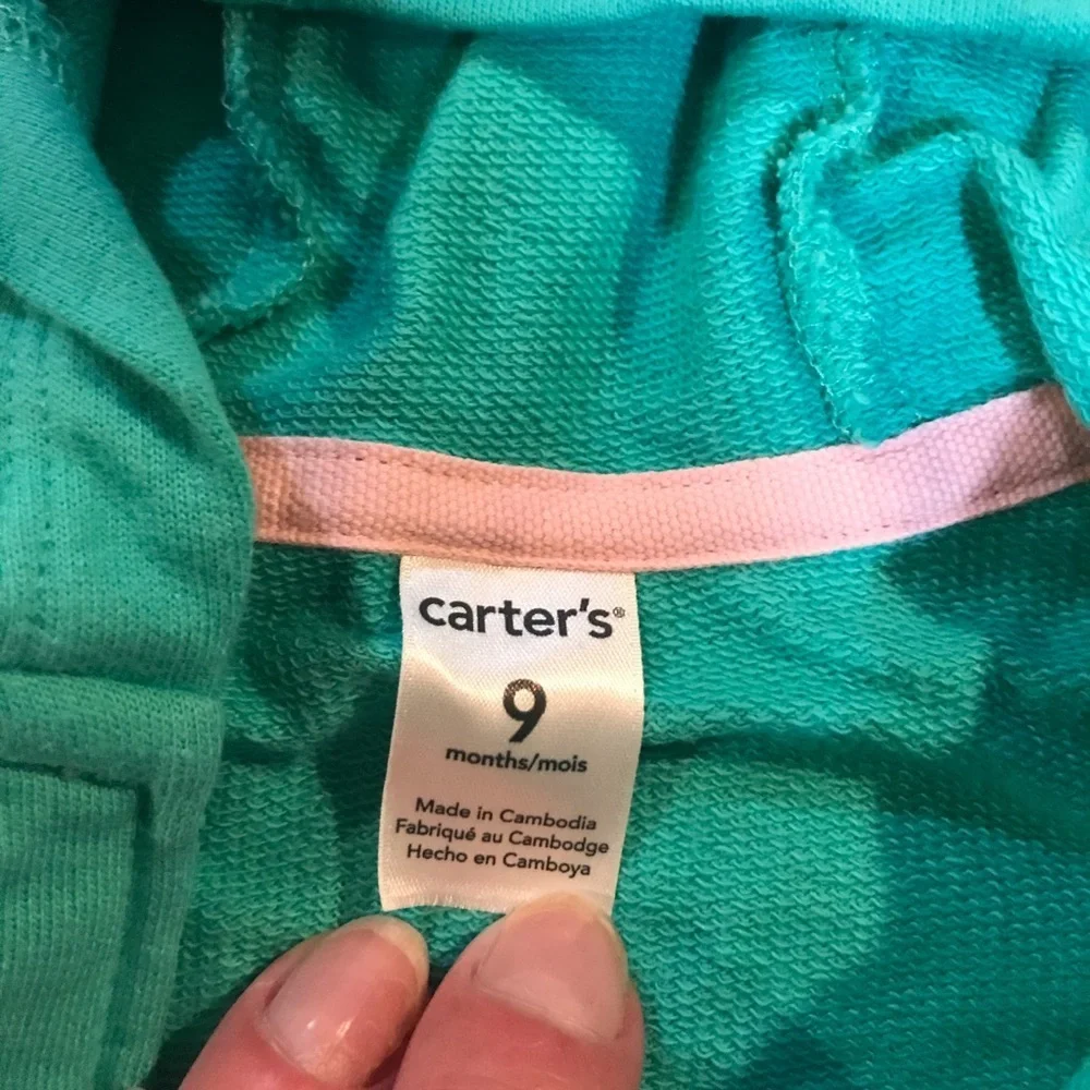 🎈Carter’s ZIP Up Hoodie